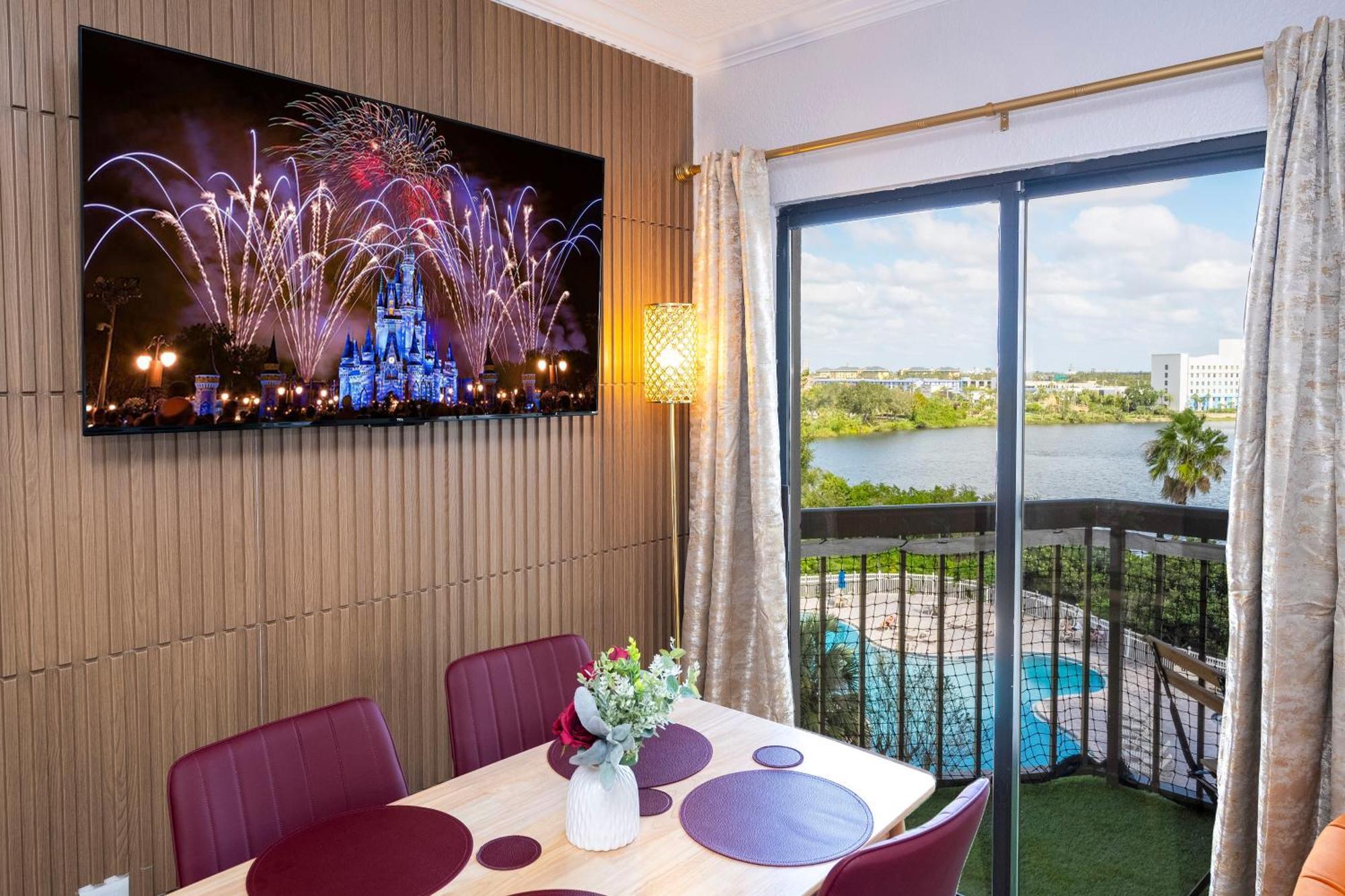 Two-Bedroom Apartment Lake View