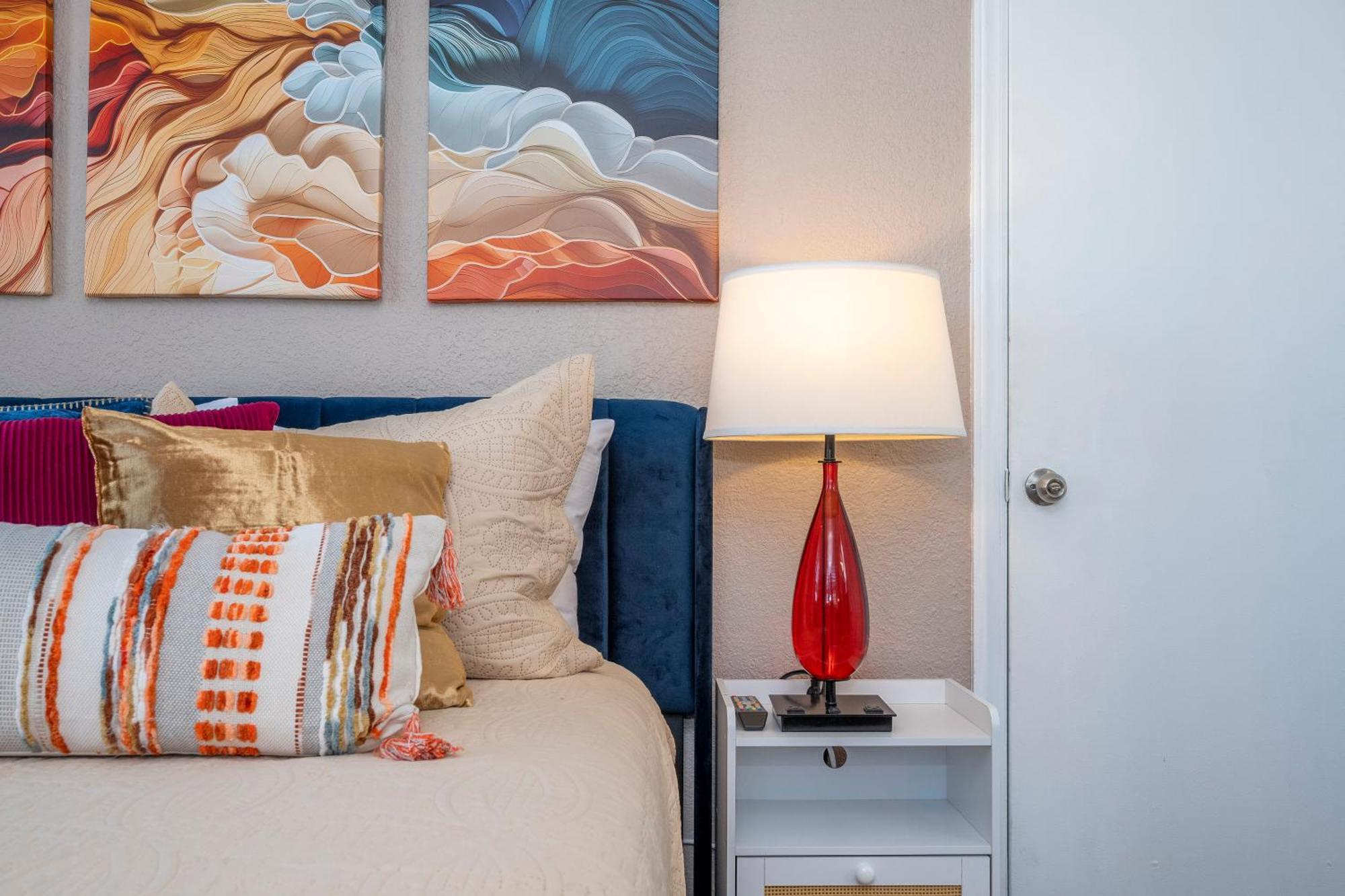 Two-Bedroom Apartment Lake View