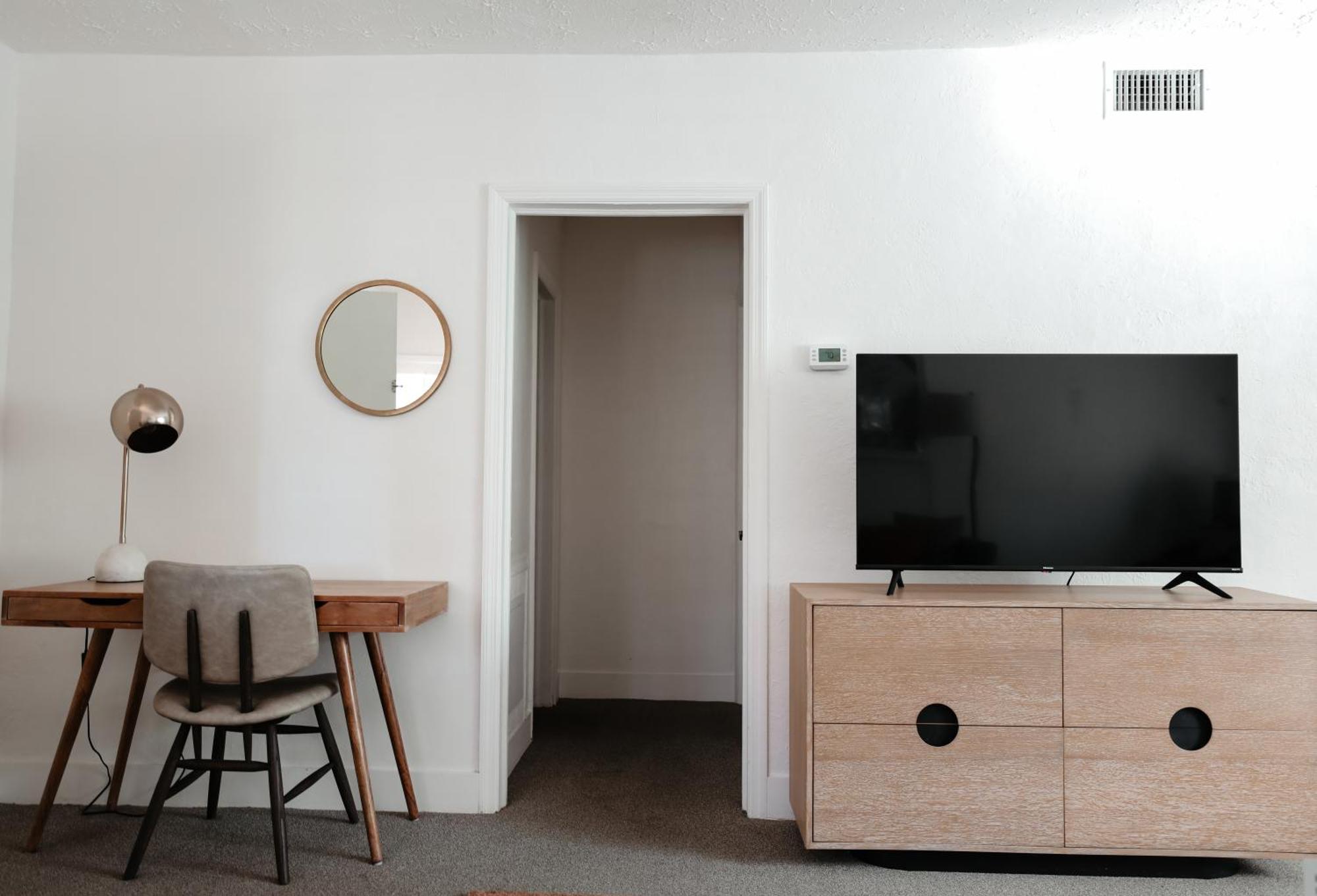 Queen Suite