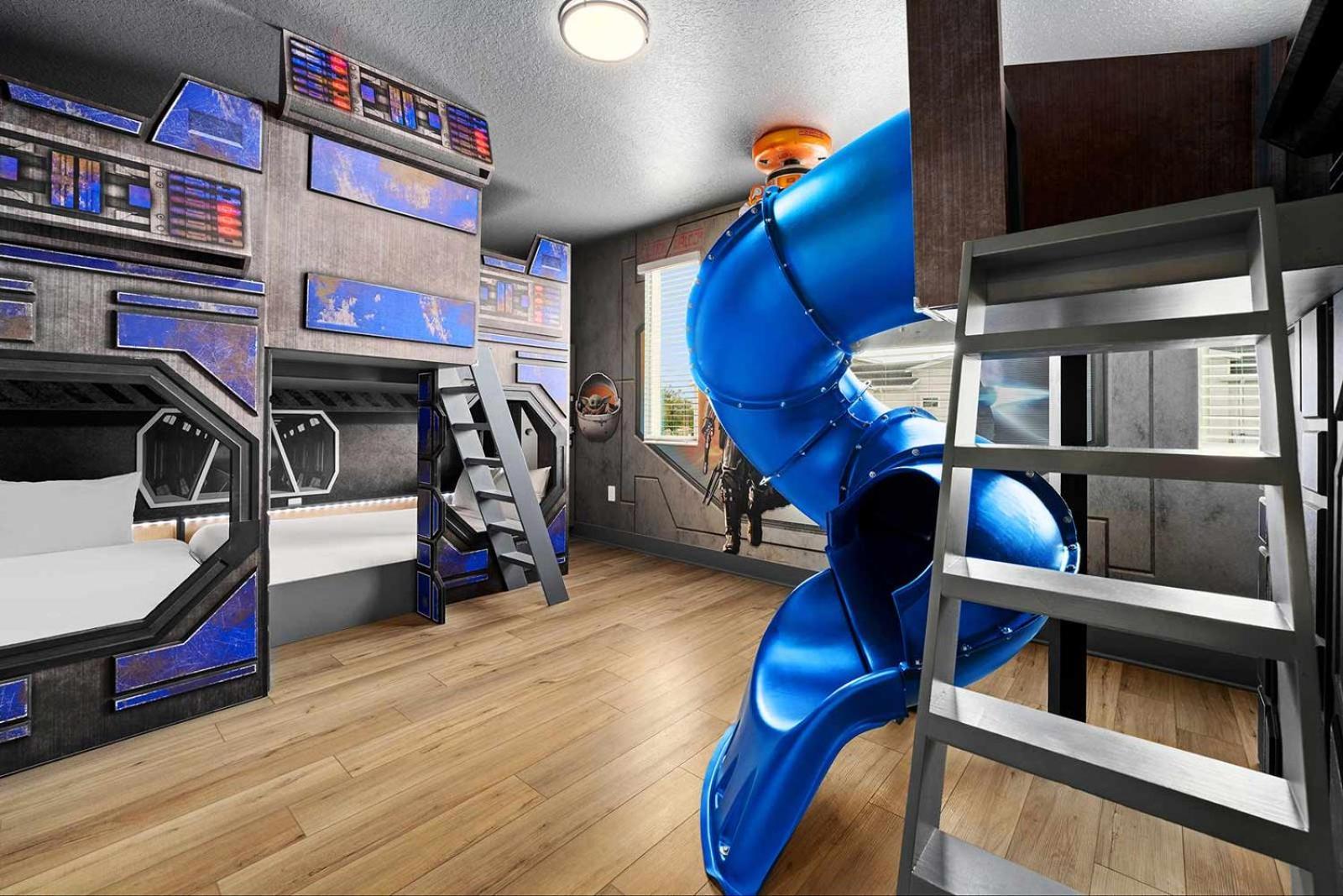 9 Bedroom Estate Private Pool Kitchen Theater & Arcade