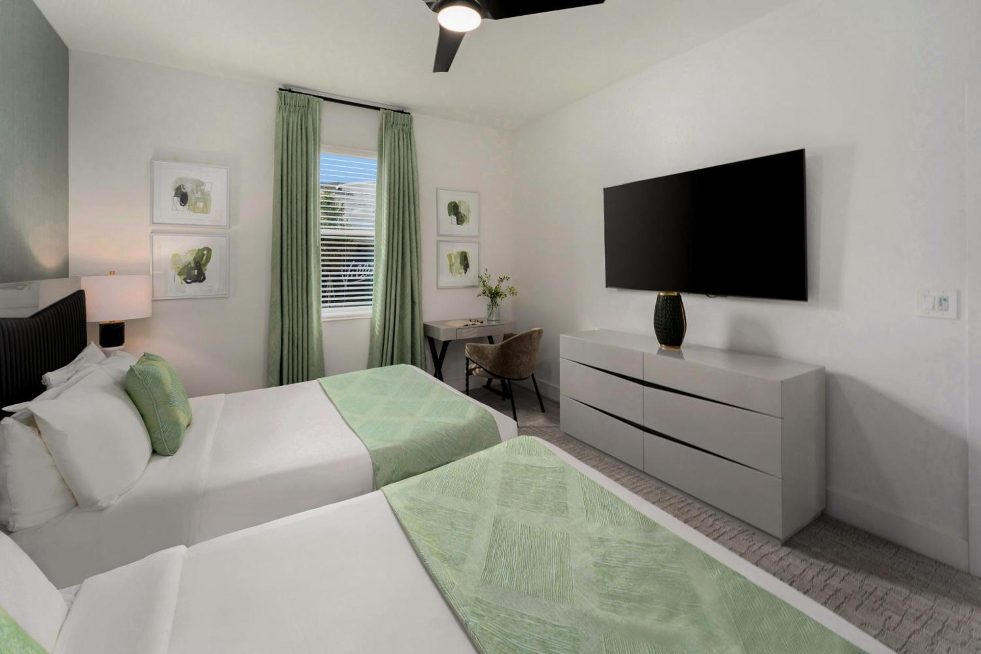 6 Bedroom Estate Private Pool Kitchen Theater & Arcade