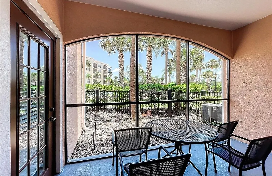 Spacious 3 Bed 3 Bath Luxury Condo 5 Min From Disney-1