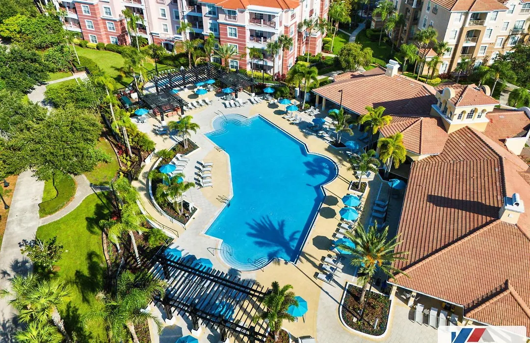 The Epic London Vista Cay Orlando Next To The Club-1