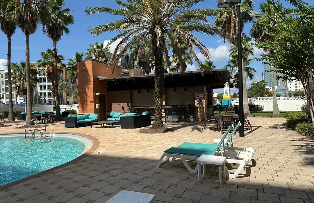 The Point Hotel & Suites - 705S Luxury - Pool View - Close To Universal-1