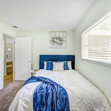 Quiet Location Duplex House - Minutes Away From Everything - Winter Park, Florida-2