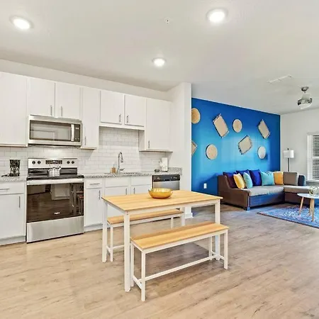 Complete Tranquil Apartment 10 Min To Parks Allows Pets, Resort-Style Amenities-3