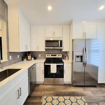 Elegant Cozy Spot To Unwind! Ucf/Mco/Parks/Beach-2