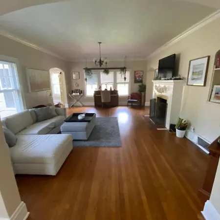 Beautiful Private Room With King Size Bed In Downtown Orlando-3