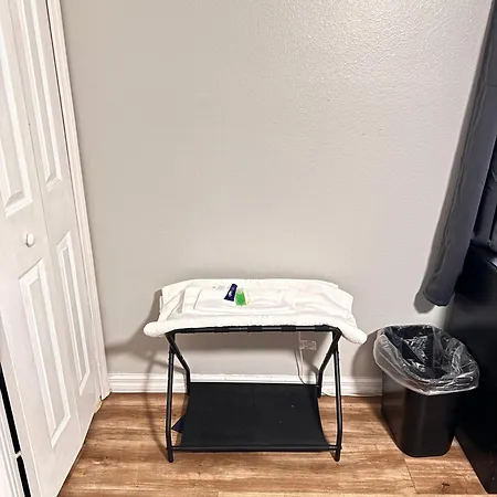 Near Disney Cozy Quiet Place, 2 Rooms With Queen Bed Up To 4 People-3