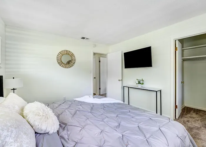 Quiet Location Duplex House - Minutes Away From Everything - Winter Park, Florida Orlando