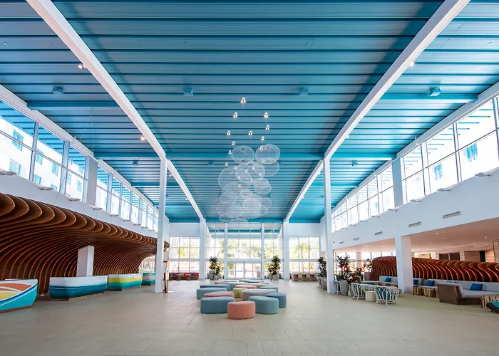 Universal'S Endless Summer Resort - Surfside Inn And Suites