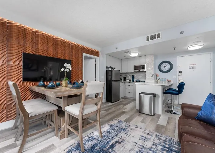Exclusive Second-Floor Apartment Orlando