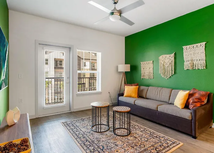 Complete Cozy 2Bed Apartment 10 Min To Parks Allows Pet, Resort-Style Amenities Orlando
