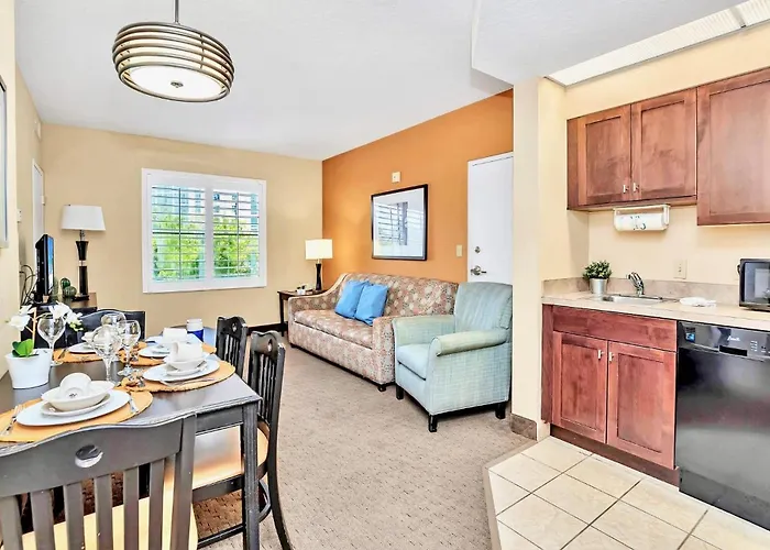 Contemporary Apartment With Pool Hot Tub - Close To Universal Studios Orlando