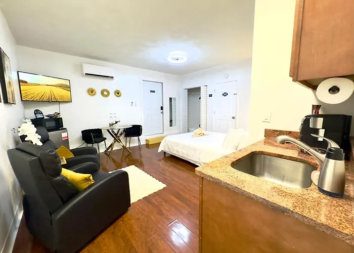 Yania'S Cozy Getaway Apartment Orlando