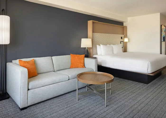Courtyard By Marriott Across Universal Orlando